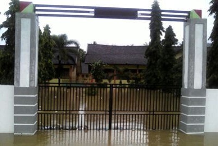 SMK Negeri 1 Taliwang Terkena Dampak Banjir